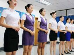 高鐵專業(yè)好不好學？高鐵乘務專業(yè)都學什么課程? 